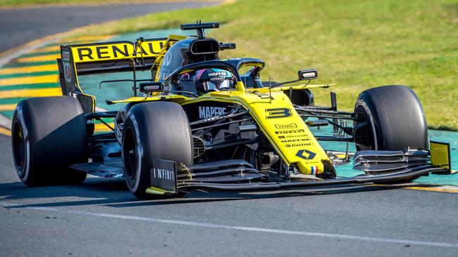 Melbourne is at risk of losing the Grand Prix if the state and federal governments don’t adopt sensible Covid policies. Picture: Jake Nowakowski