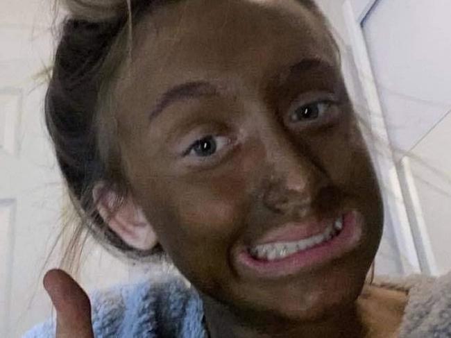 PIC FROM Kennedy News and Media (PICTURED: KEIRA DOMACHOWSKI AFTER PUTTING ON THE ST MORIZ DARKER THAN DARKER TAN) A mum filmed herself cackling at her tan-loving teen's beauty fail when she transformed herself into an OOMPA LOOMPA - after picking up the 'Darker Than Dark' by mistake. Usually fair-skinned Keira Domachowski was filmed by mum Carole Rees as she wandered through the living room waiting for the product to develop earlier this month. In the clip, make-up artist and beauty influencer Carole calls her daughter into the room and cracks a Muttley-style laugh at the pyjama-clad 13-year-old while quizzing her on what she's used. DISCLAIMER: While Kennedy News and Media uses its best endeavours to establish the copyright and authenticity of all pictures supplied, it accepts no liability for any damage, loss or legal action caused by the use of images supplied and the publication of images is solely at your discretion. SEE KENNEDY NEWS COPY - 0161 697 4266