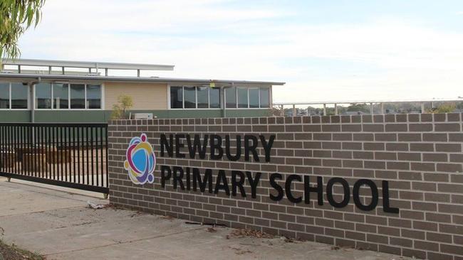 Newbury Primary School in Craigieburn has closed after a student tested positive to coronavirus.