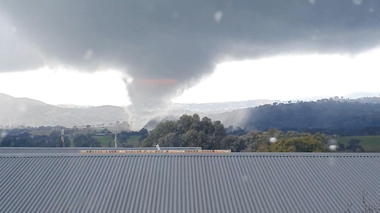 Wild weather: Tornado rips through home near Bathurst | Daily Telegraph