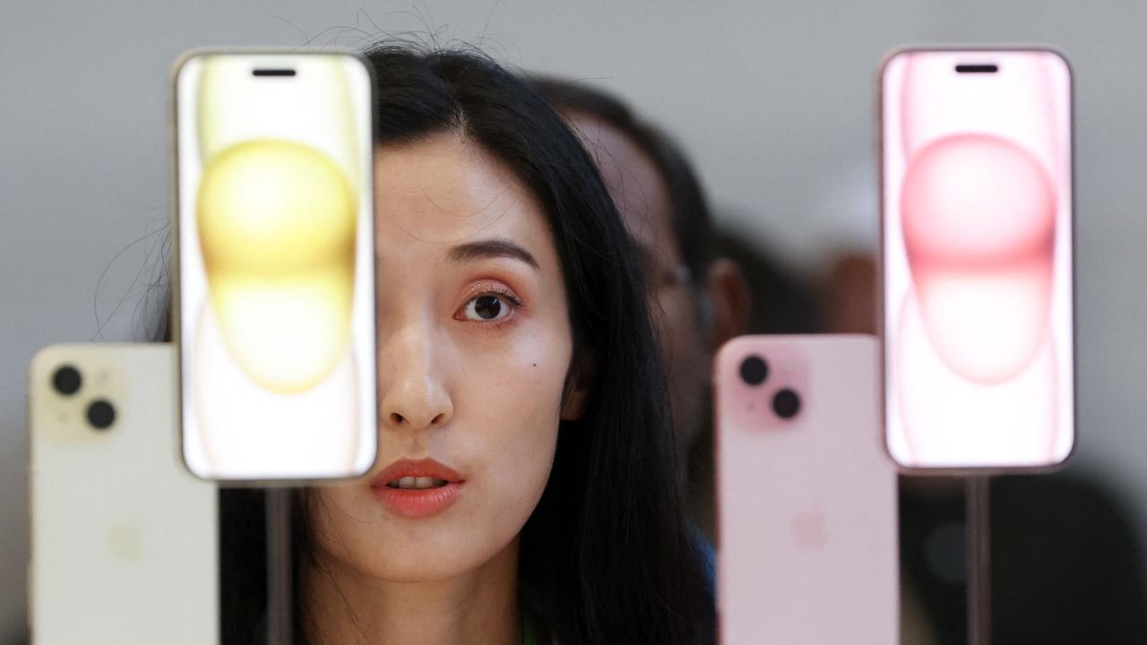 IPhone 15s at the Apple launch. (Photo by JUSTIN SULLIVAN / GETTY IMAGES NORTH AMERICA / Getty Images via AFP)