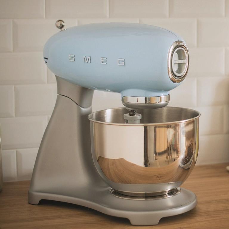 This retro style mixer is going to look gorgeous on your countertop.