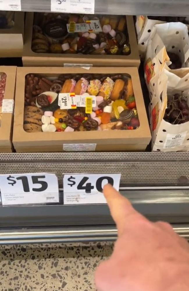 Some Coles supermarkets pre-make its platters. Picture: TikTok/@augustnumbat