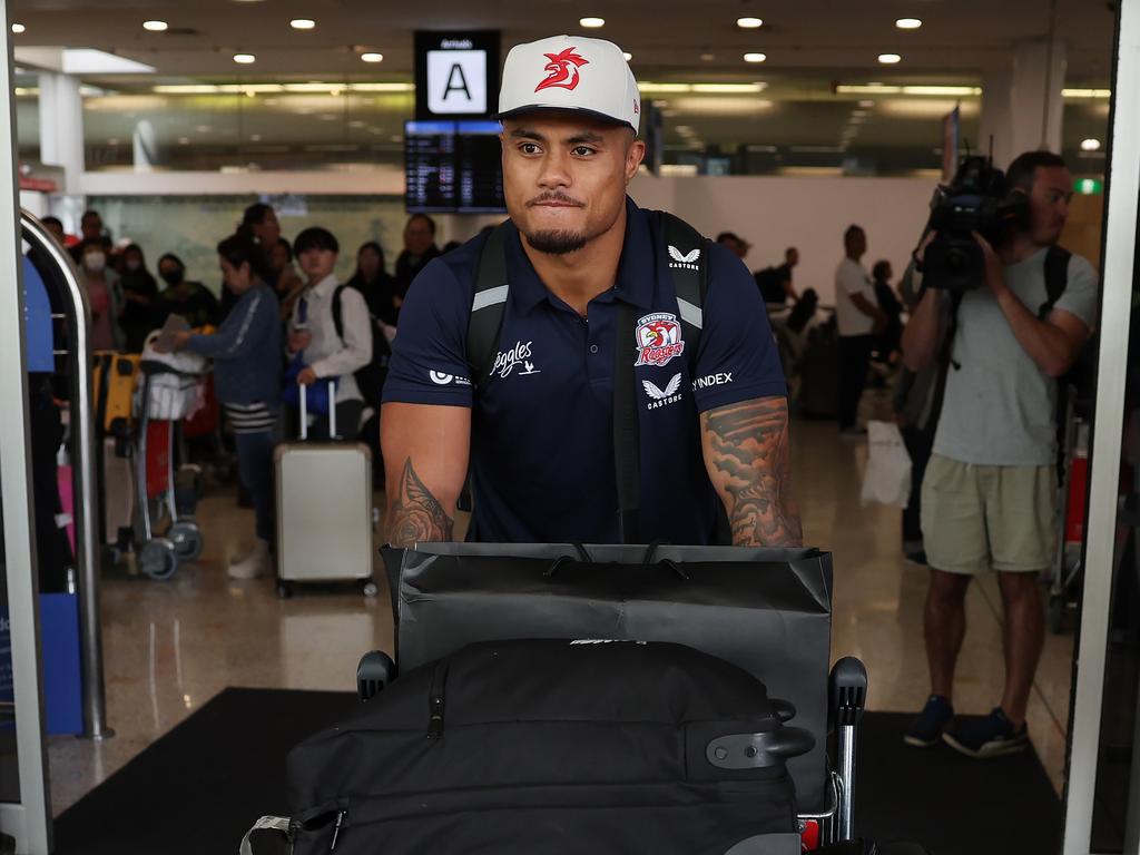 Spencer Leniu arrives back in Sydney after the Las Vegas game. Picture: Rohan Kelly