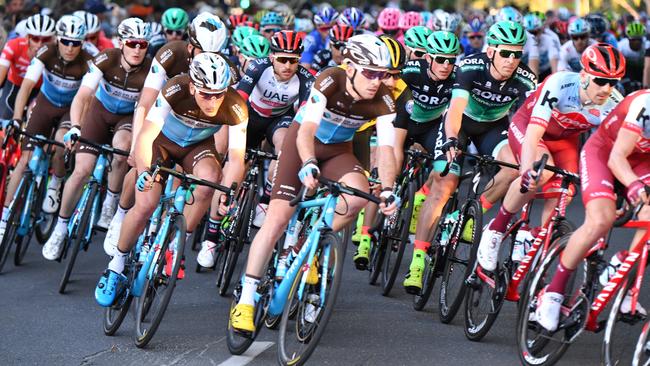 The peloton during the People's Choice Classic at the Tour Down Under. Picture: AAP / David Mariuz