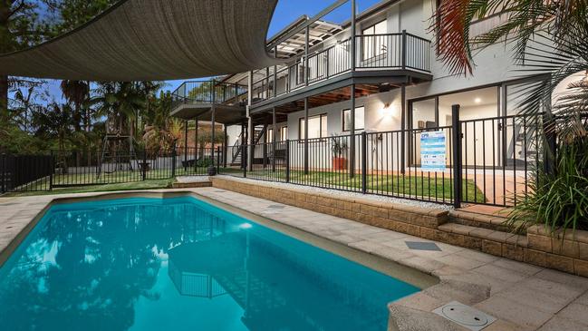 An Eleebana trophy home located near Lake Macquarie has been sold for $3.725 million, breaking the suburb record. Source: realestate.com.au