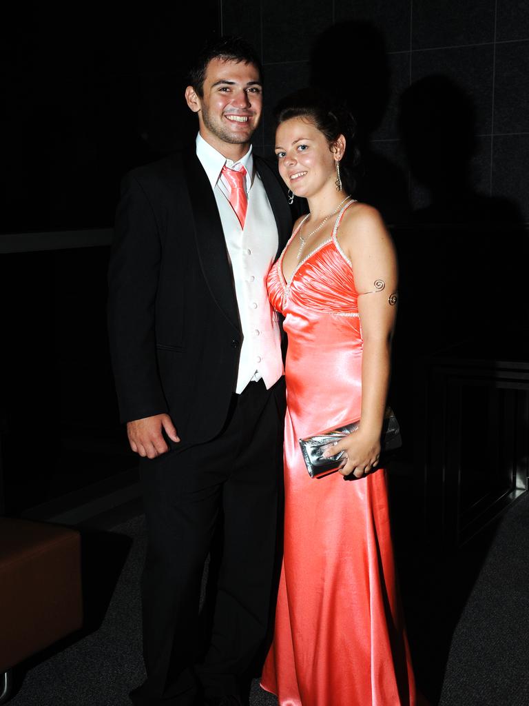 Jeremy Edwards and Brianna Winley enjoy the 2009 Darwin High Formal at the Darwin Convention Centre. Picture: NT NEWS