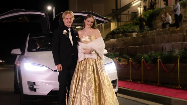 Cayden Asson and Hannah Tragear. Hillcrest Christian College 2020 school formal. Photo: Supplied