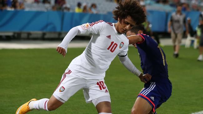 Omar Abdulrahman of United Arab Emirates controls the ball during the quarter-final football match between Japan and UAE at the AFC Asian Cup in Sydney on January 23, 2015. AFP PHOTO / CRAIG GOLDING --IMAGE RESTRICTED TO EDITORIAL USE - STRICTLY NO COMMERCIAL USE