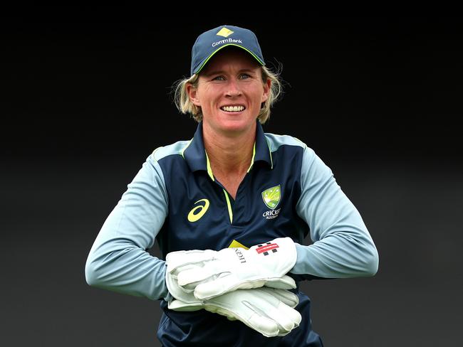 CANBERRA, AUSTRALIA - JANUARY 23: Beth Mooney of Australia warms up during game two in the Women's Ashes T20 series between Australia and England at Manuka Oval on January 23, 2025 in Canberra, Australia. (Photo by Mark Metcalfe/Getty Images)