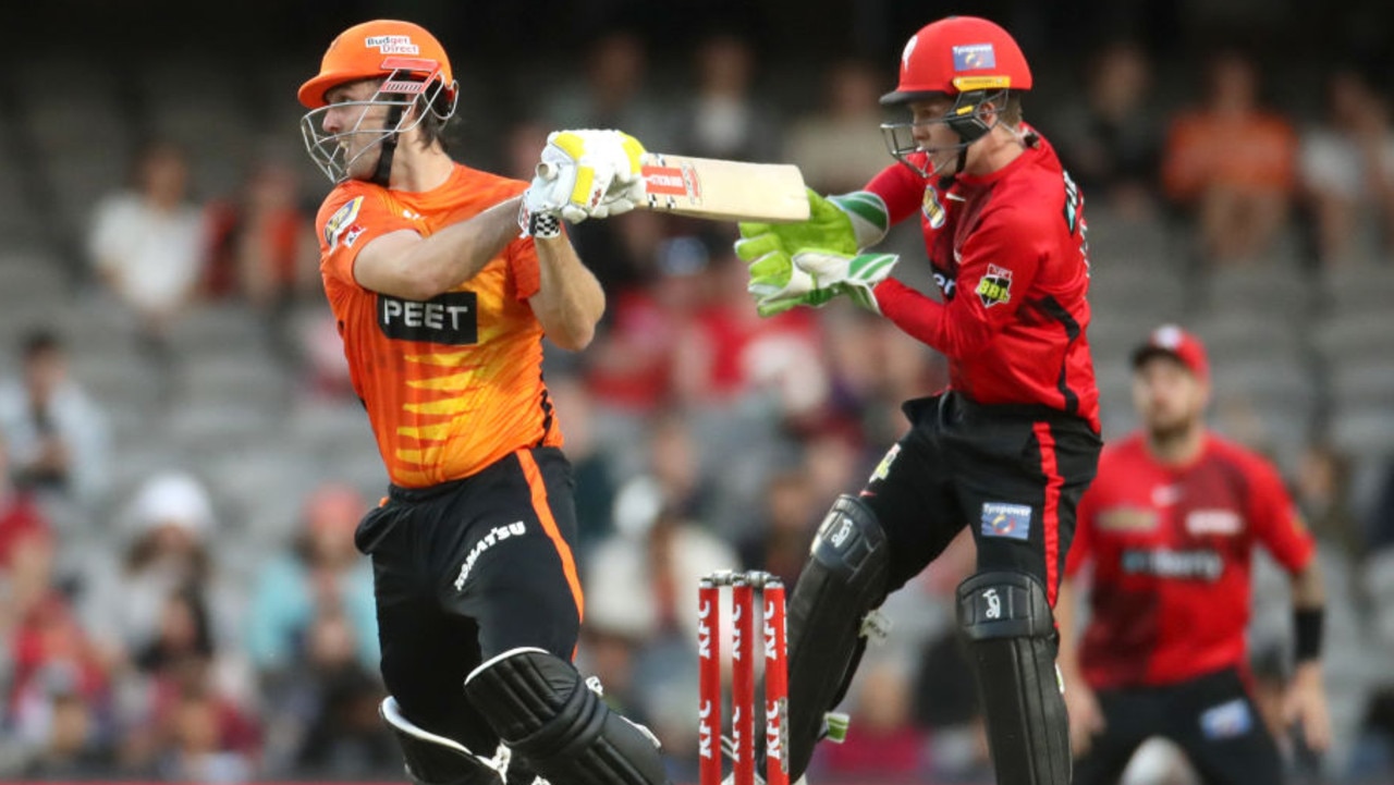 MELBOURNE, AUSTRALIA - DECEMBER 22: Mitchell Marsh of the Scorchers bats during the Men's Big Bash League match between the Melbourne Renegades and the Perth Scorchers at Marvel Stadium, on December 22, 2021, in Melbourne, Australia. (Photo by Morgan Hancock/Getty Images)