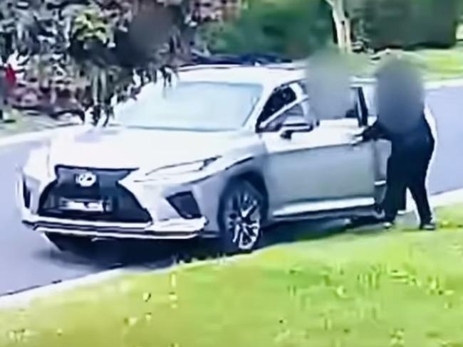 A Melbourne mother was allegedly hurled from her car by machete-wielding teen thugs in an aggressive carjacking in Melbourne’s west.The woman was parked outside a friend’s home in broad daylight in Williams Landing when three teenagers allegedly approached her car with a machete. Source: 7 News