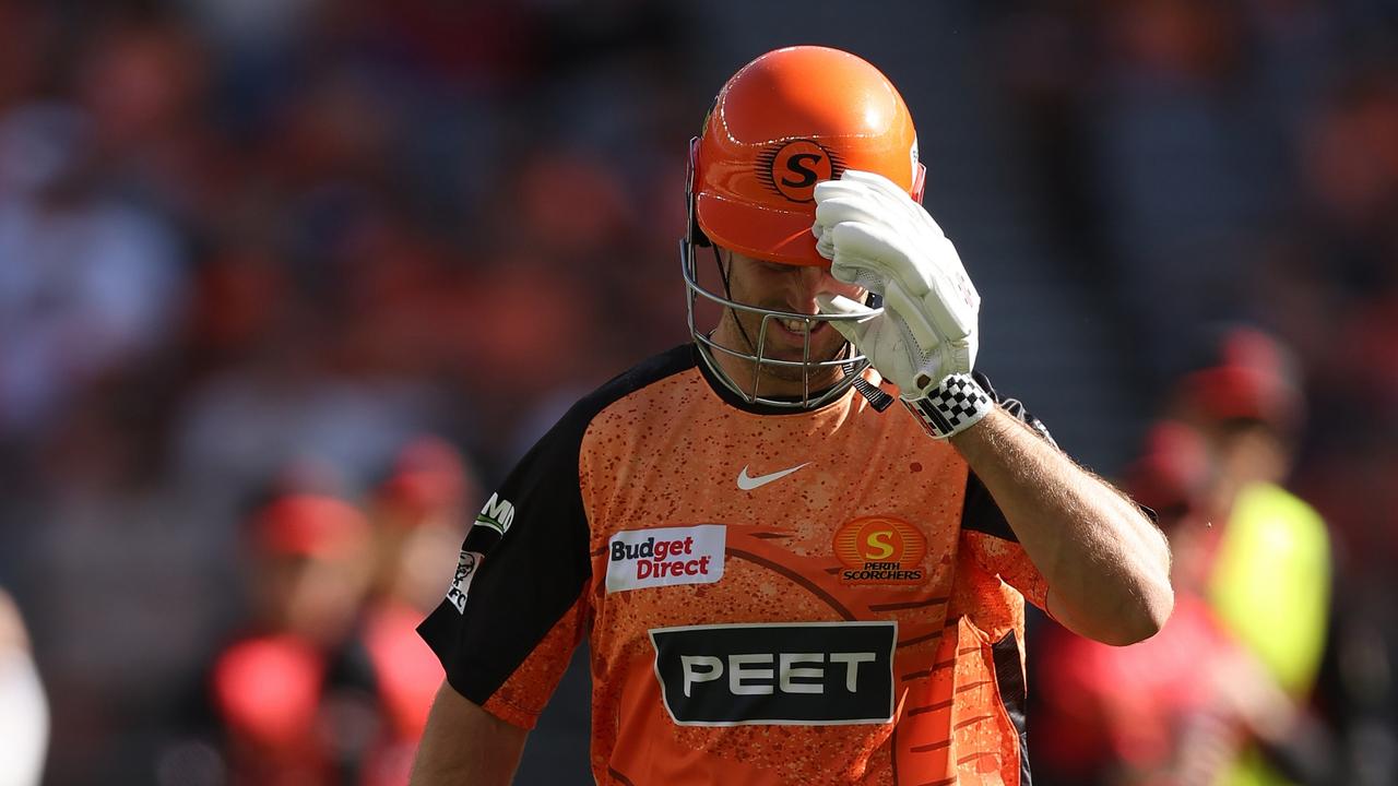 Hero to zero: Marsh’s triumphant BBL return ends in seconds