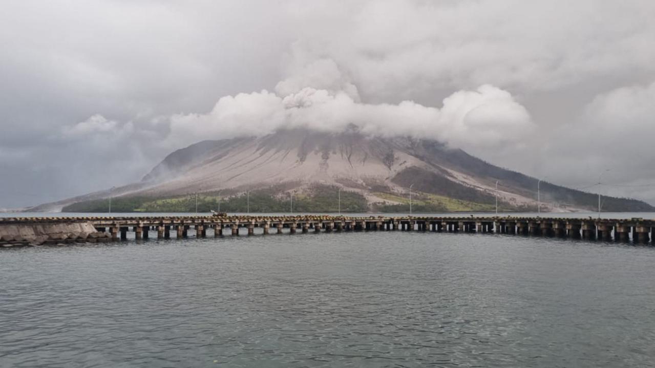 The eruptions have propelled ash columns up to two and a half kilometres high and have intensified following a series of earthquakes in recent weeks. Picture: Center for Volcanology and Geological Hazard Mitigation (PVMBG) / AFP