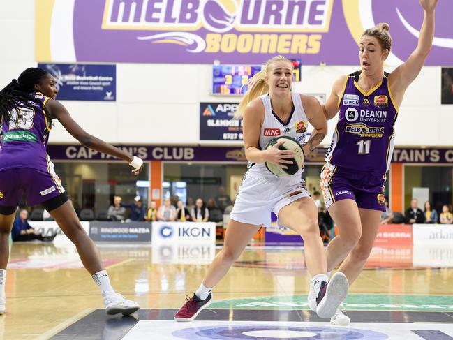 WNBL Melbourne Boomers v Adelaide Lightning at State Basketball Centre in Wantirna South Vic. Adelaide was defeated 82 to 84 points.  Captain Nicole Seekamp. Picture: Lawrence Pinder