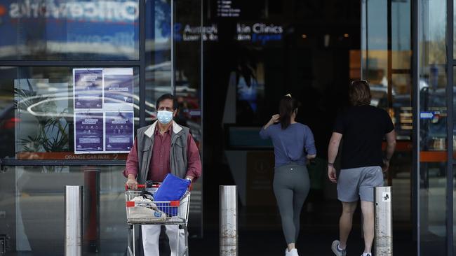 A person with COVID-19 from the emerging Casey cluster case visited Fountain Gate shopping centre while infectious. Picture: Daniel Pockett.