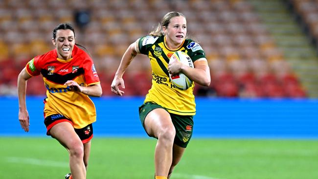 Zara Canfield of Australia in action during the International match between the Australian Women's PMs XIII and PNG Women's PMs XIII at Suncorp Stadium on September 25, 2022 in Brisbane, Australia. (Photo by Bradley Kanaris/Getty Images)