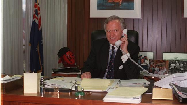 Andrew Peacock in his office in Washington DC in 1997.