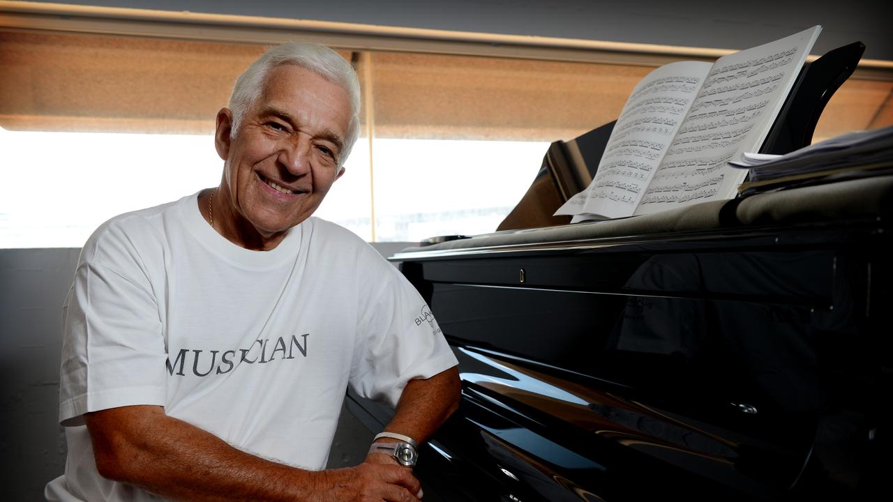 Piano great Vladimir Ashkenazy forsakes stage for studio and a lifetime of  Bach | Daily Telegraph