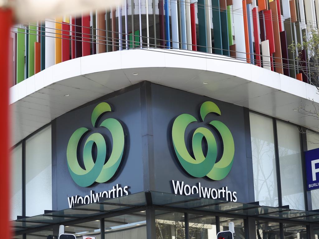 Woolworths prices went up faster over three months but in December slowed. Picture: NCA NewsWire / Nikki Short