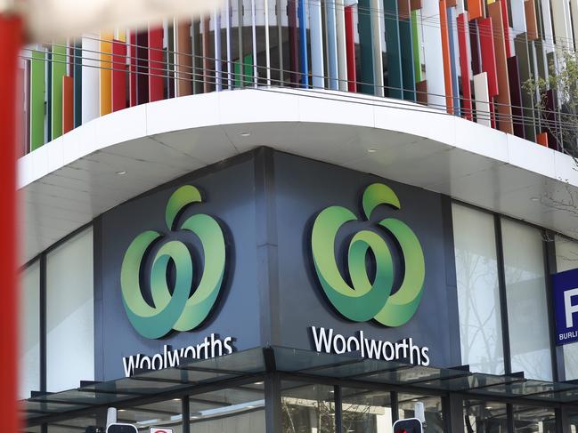 Woolworths prices went up faster over three months but in December slowed. Picture: NCA NewsWire / Nikki Short