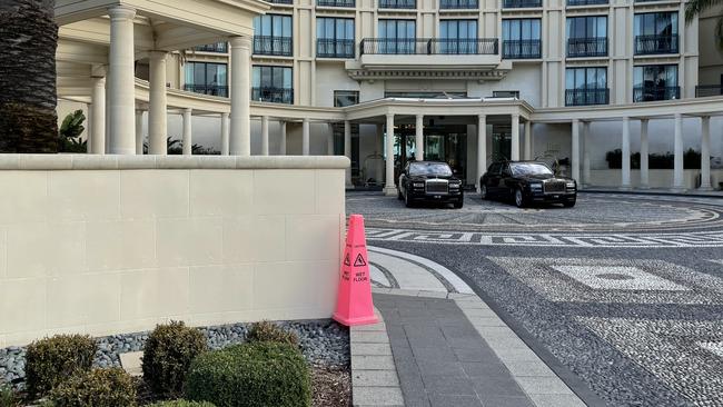 The hotel formerly known as Palazzo Versace has removed the luxury brand from its front entrance.