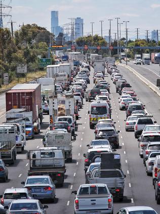 West Gate bottleneck: Horror crash renews push for traffic chaos fix ...