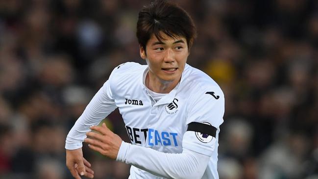 Ki Sung-yueng playing for English club Swansea in 2017. Picture: Getty Images