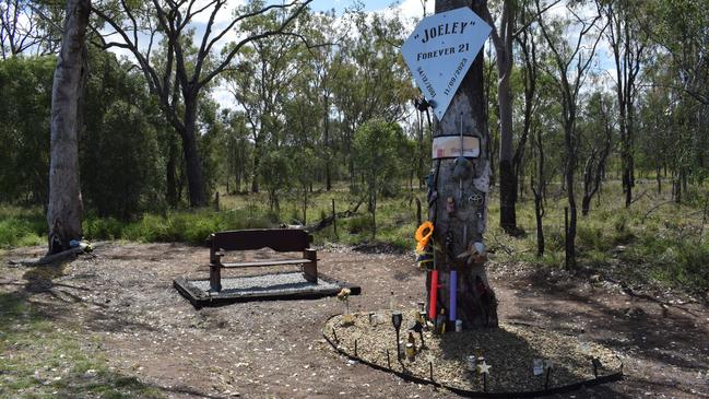 The memorial at the site of the crash along Lake Callide Dr at Valentine Plains. Picture: Aden Stokes