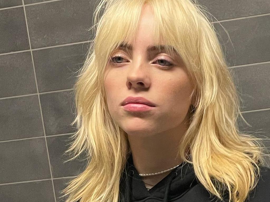 Billie Eilish Says ‘i Love Girls On Instagram And Fans Think She Came