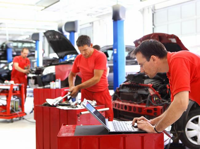 GCB Motoring - Surf Toyota generic mechanic photo