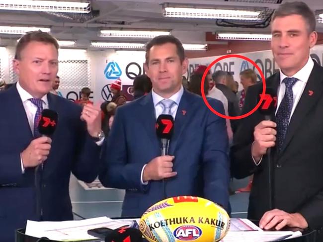 Dave Hughes got sprung by the TV cameras. Photo: Channel 7.