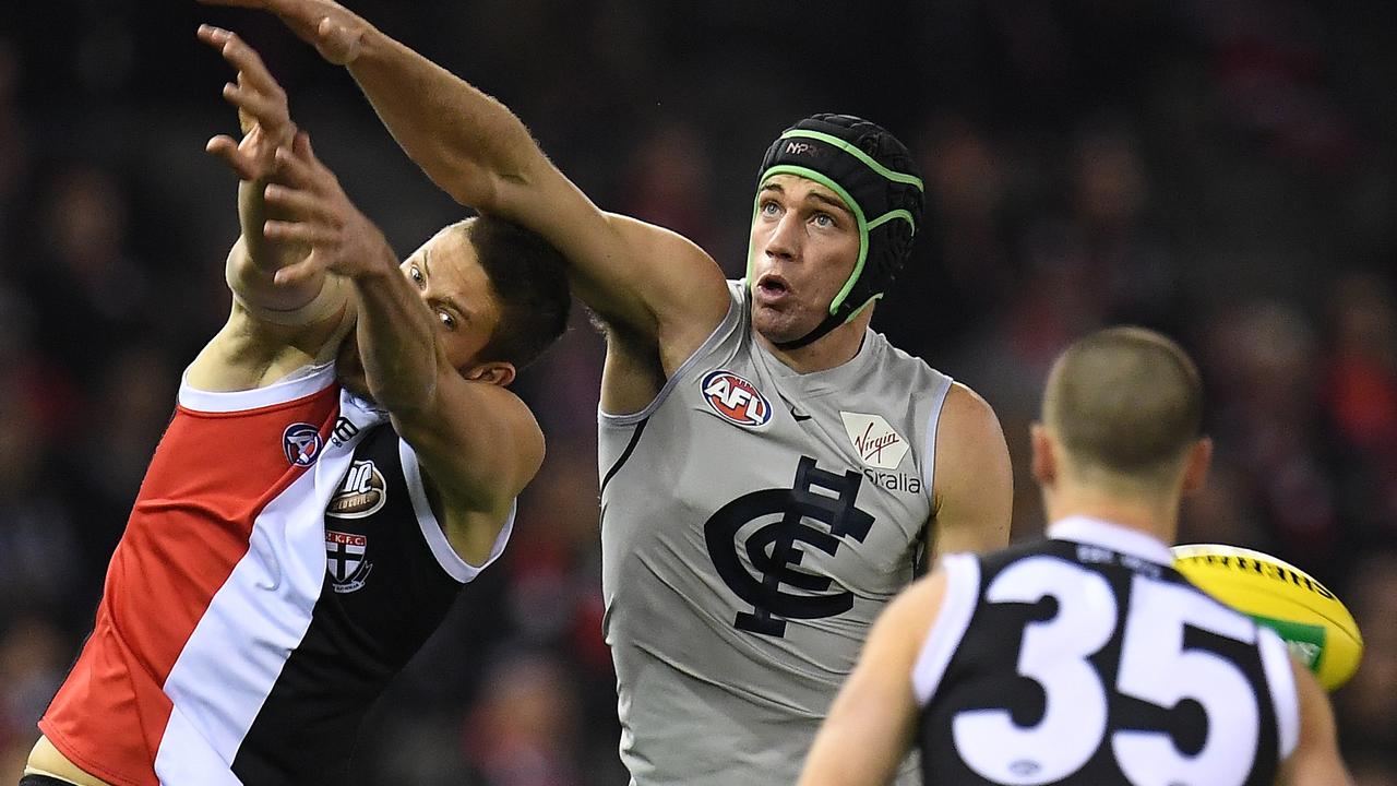 Matthew Kreuzer didn’t play after the first quarter. Photo: AAP Image/Julian Smith