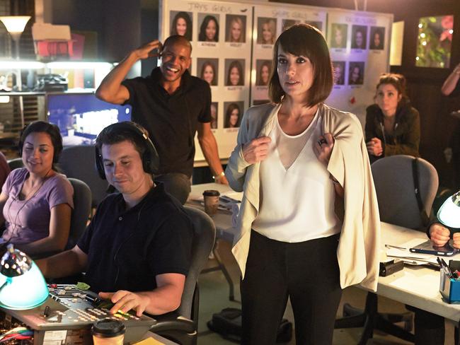 Constance Zimmer in <i>UnREAL</i>.