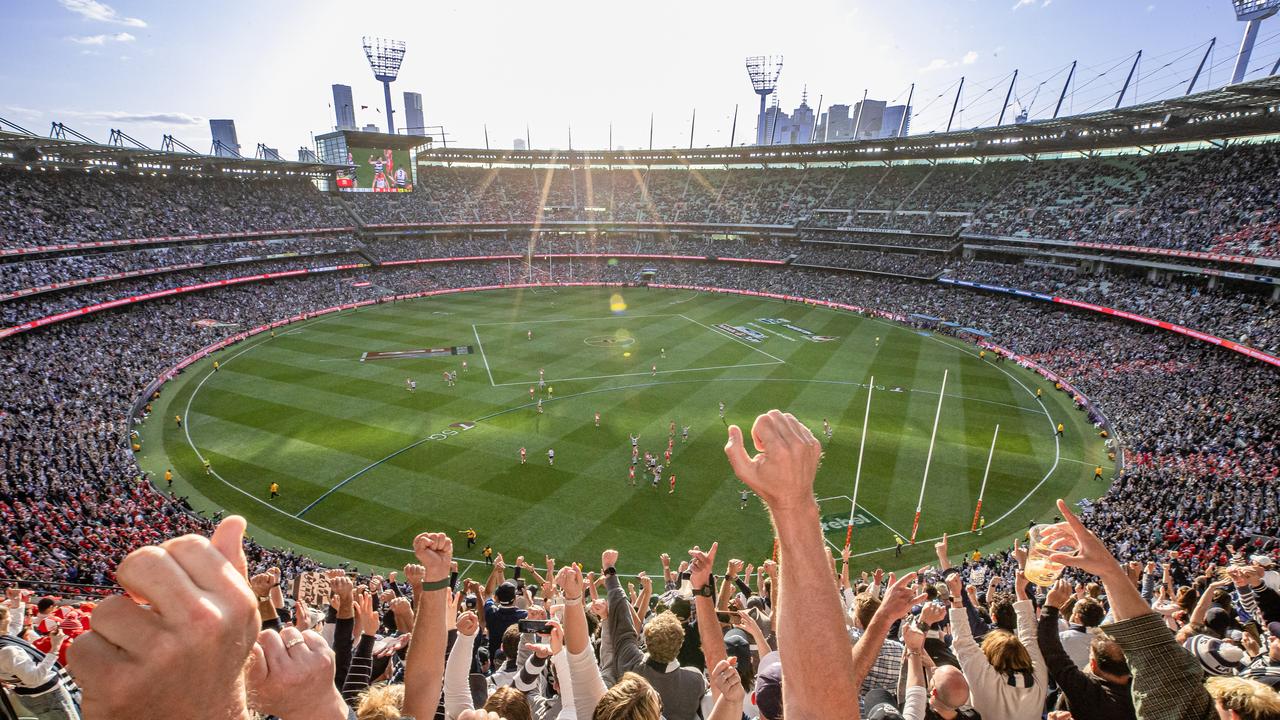 2022 AFL Grand Final at the MCG between Geelong Cats and Sydney Swans. Final siren. Picture: Jason Edwards