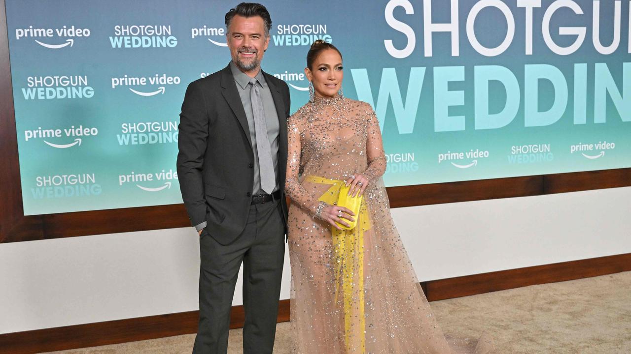 Duhamel and Lopez at the LA premiere of Shotgun Wedding. Picture: Frederic J. Brown/AFP