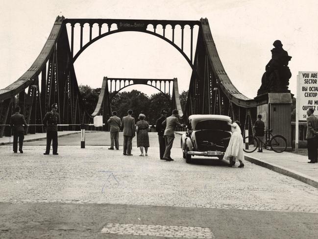 History. The Glienicke Bridge (Brucke der Einheit) over the Wannsee in 1959 the site of Cold War spy swaps