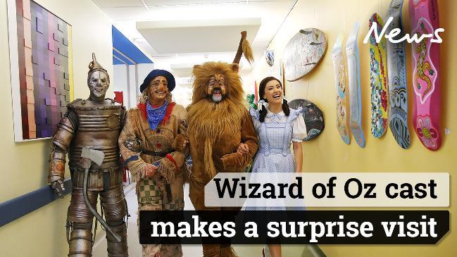 Wizard of Oz Cast makes a surprise visit