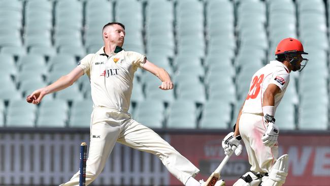 Jackson Bird in full flight against the Redbacks. Picture: AAP Image/David Mariuz