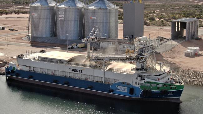 The MV Lucky Eyre being loaded with barley for export at T-Ports’ Lucky Bay port on the Eyre Peninsula. Photo: Mark Thomas, Missing Link Media.