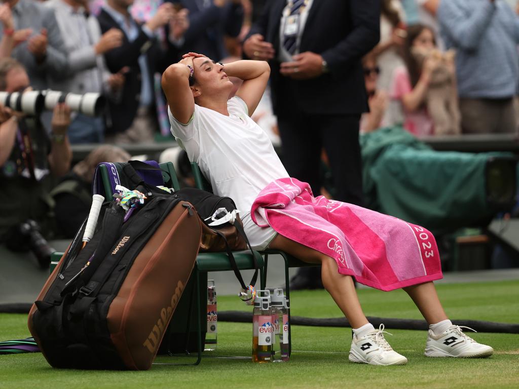 Ons Jabeur of Tunisia looks dejected. (Photo by Julian Finney/Getty Images)