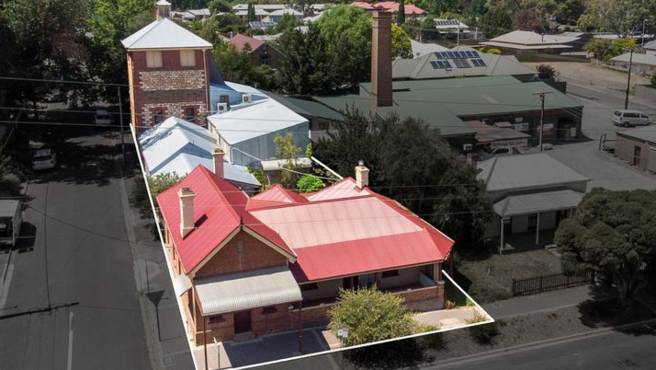 Pike’s Historic Brewery at 230 Onkaparinga Valley Road, Oakbank.