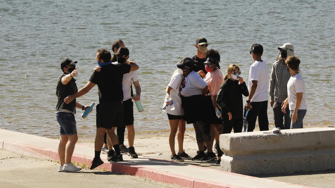 Rivera’s friends and Glee cast members came to the lake to pay tribute. Picture: Al Seib / Los Angeles Times via Getty