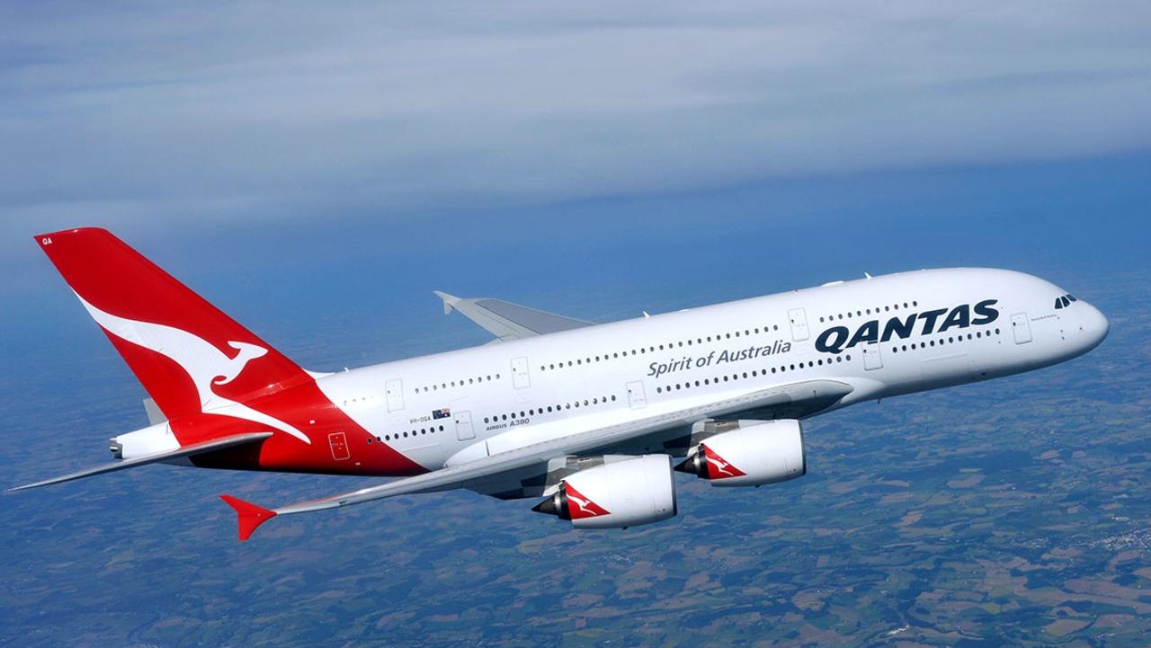 Qantas drops huge Asia flight sale