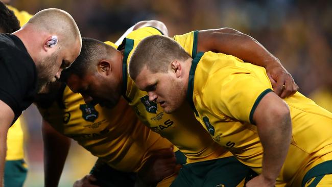 Wallabies prop Tom Robertson has been dropped from the starting lineup.