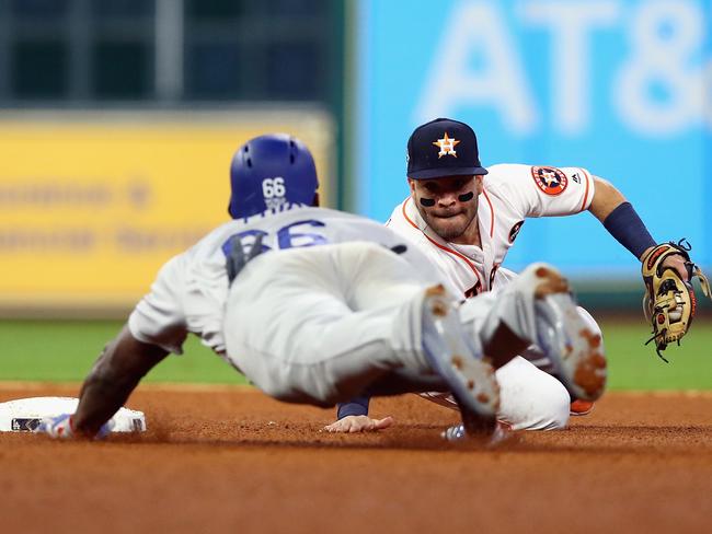 World Series: Houston Astros chase Yu Darvish in second inning on way to  2-1 series lead over Los Angeles Dodgers, The Independent