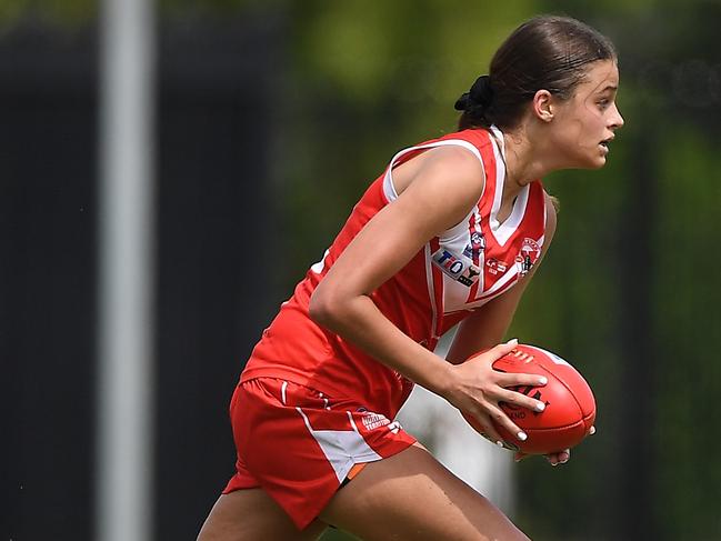 Waratah’s Annabel Kievet is a chance of taking home the Gwynne Medal. Picture: Felicity Elliott/AFLNT Media.