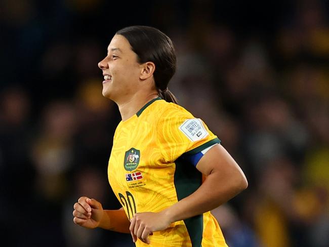 SYDNEY, AUSTRALIA - AUGUST 07: Sam Kerr of Australia runs into the pitch after brought in during the FIFA Women's World Cup Australia & New Zealand 2023 Round of 16 match between Australia and Denmark at Stadium Australia on August 07, 2023 in Sydney / Gadigal, Australia. (Photo by Cameron Spencer/Getty Images)