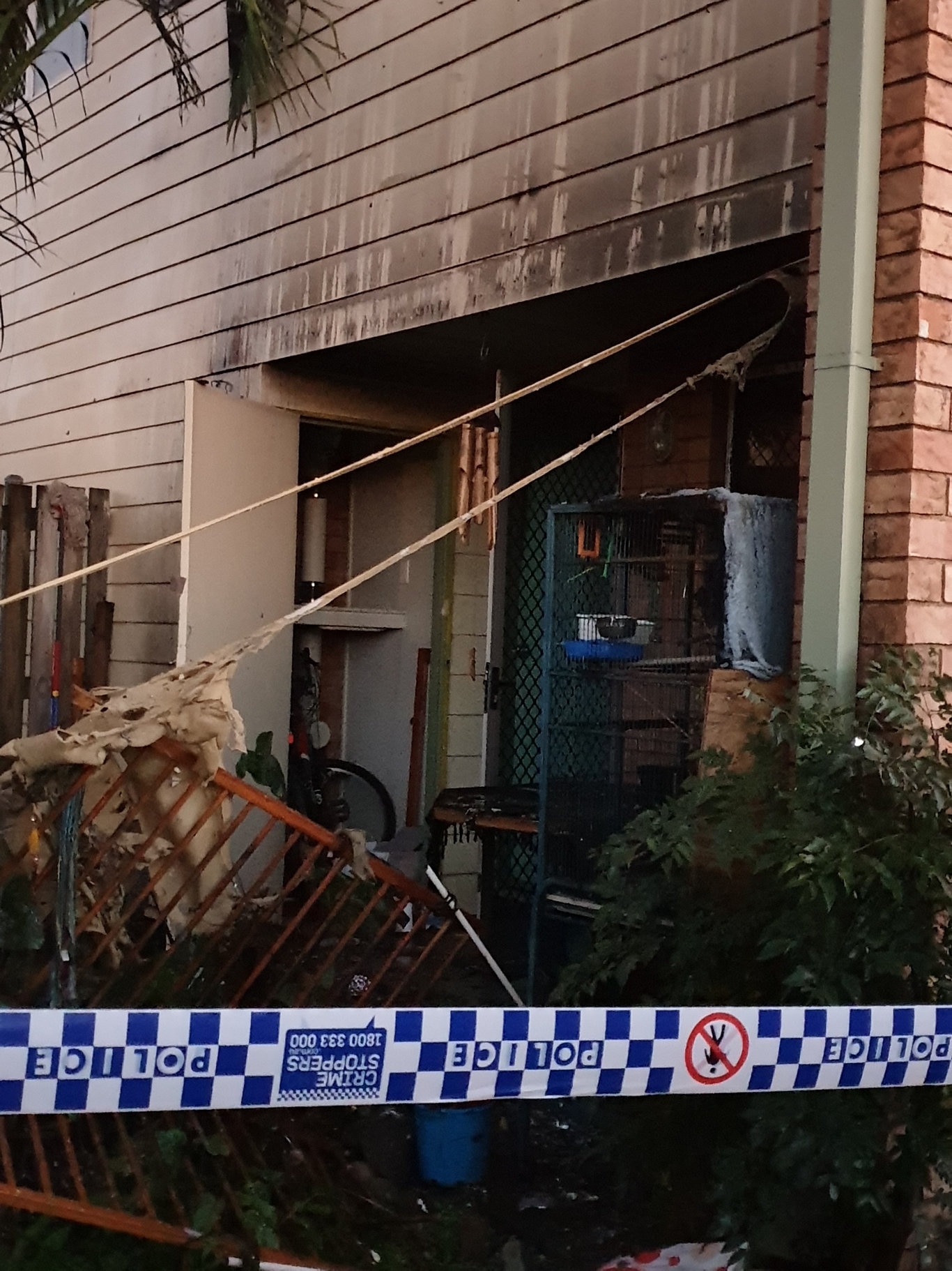 A Gympie unit was gutted by fire in the early hours of Tuesday morning.