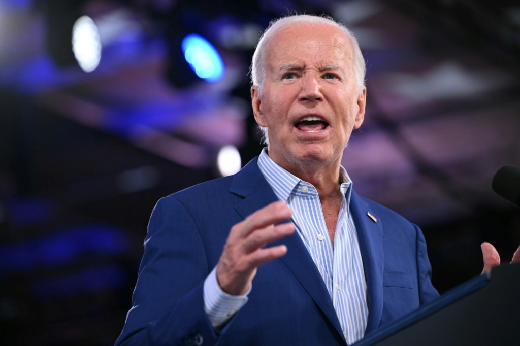 Biden seeks to repair debate damage with fiery speech